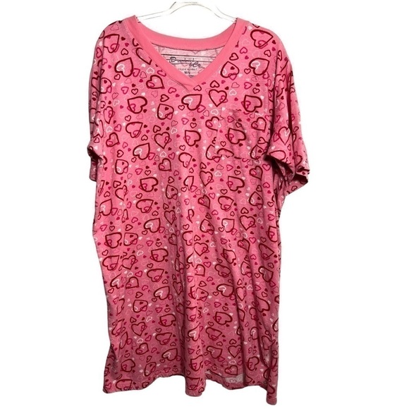 dreams & co Other - Dreams & Co V Neck Hearts All Over Sleep Shirt Pink 100% Cotton Size M/L